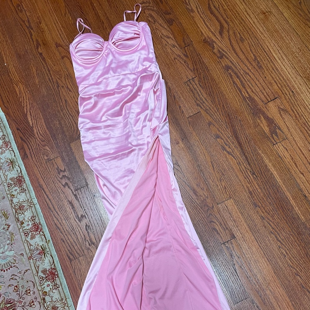 Beautiful pink high slit maxi dress